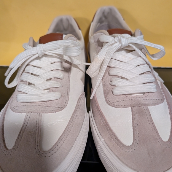 Men's Zara Upper Leather Sneakers Size 42/ US 9 - Picture 3 of 11